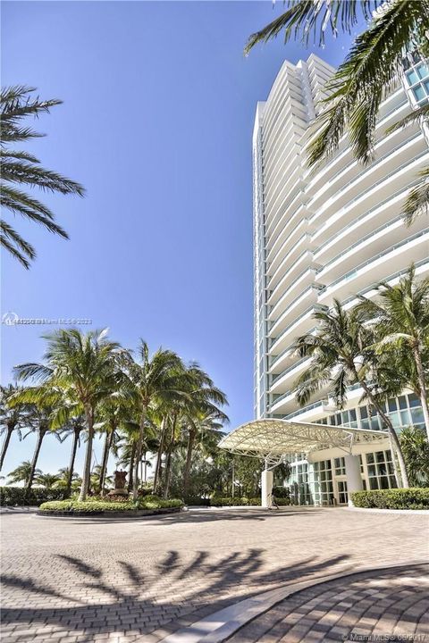 Недавно продано: $2,800,000 (2 спален, 2 ванн, 1407 Квадратных фут)