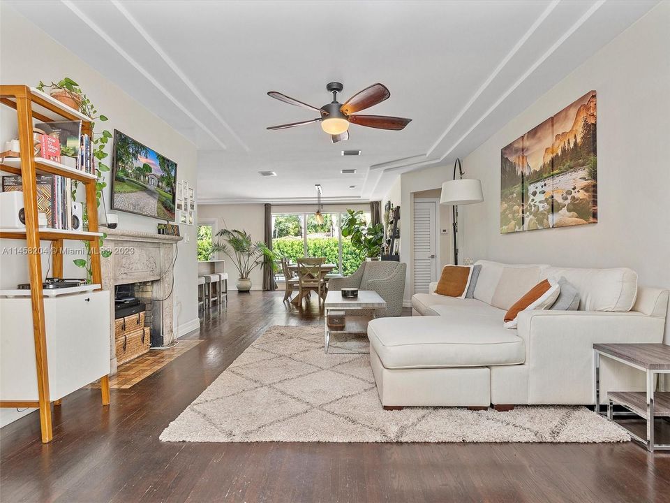 最近租的: $6,995 (3 贝兹, 2 浴室, 1912 平方英尺)