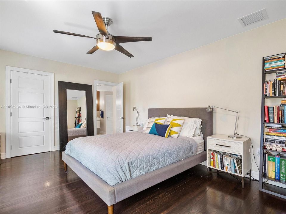 最近租的: $6,995 (3 贝兹, 2 浴室, 1912 平方英尺)