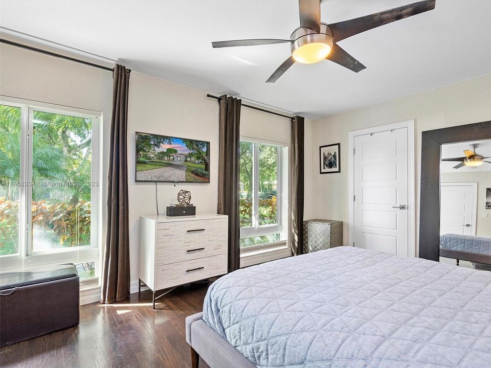 最近租的: $6,995 (3 贝兹, 2 浴室, 1912 平方英尺)