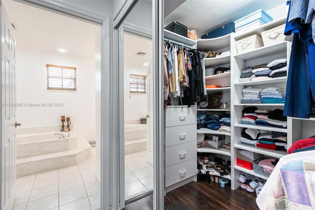 Recently Sold: $829,000 (4 beds, 3 baths, 2618 Square Feet)