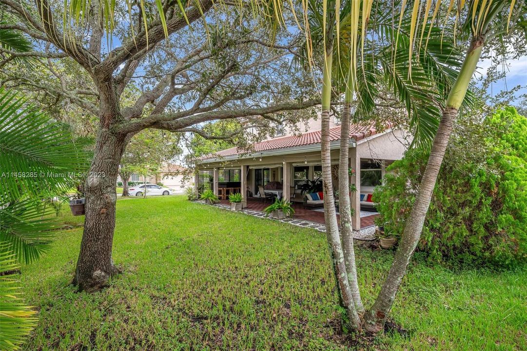 Recently Sold: $829,000 (4 beds, 3 baths, 2618 Square Feet)