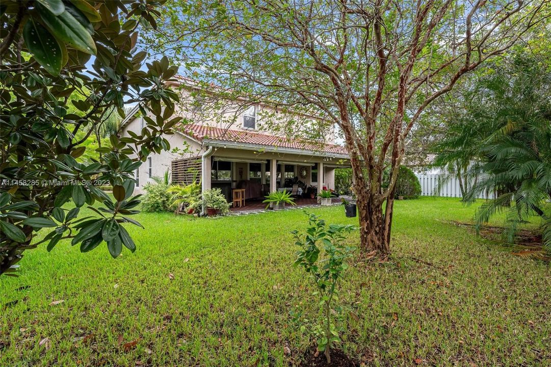 Recently Sold: $829,000 (4 beds, 3 baths, 2618 Square Feet)