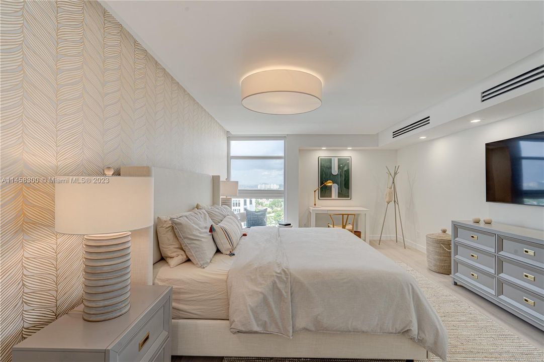 Recently Rented: $8,500 (2 beds, 2 baths, 1570 Square Feet)