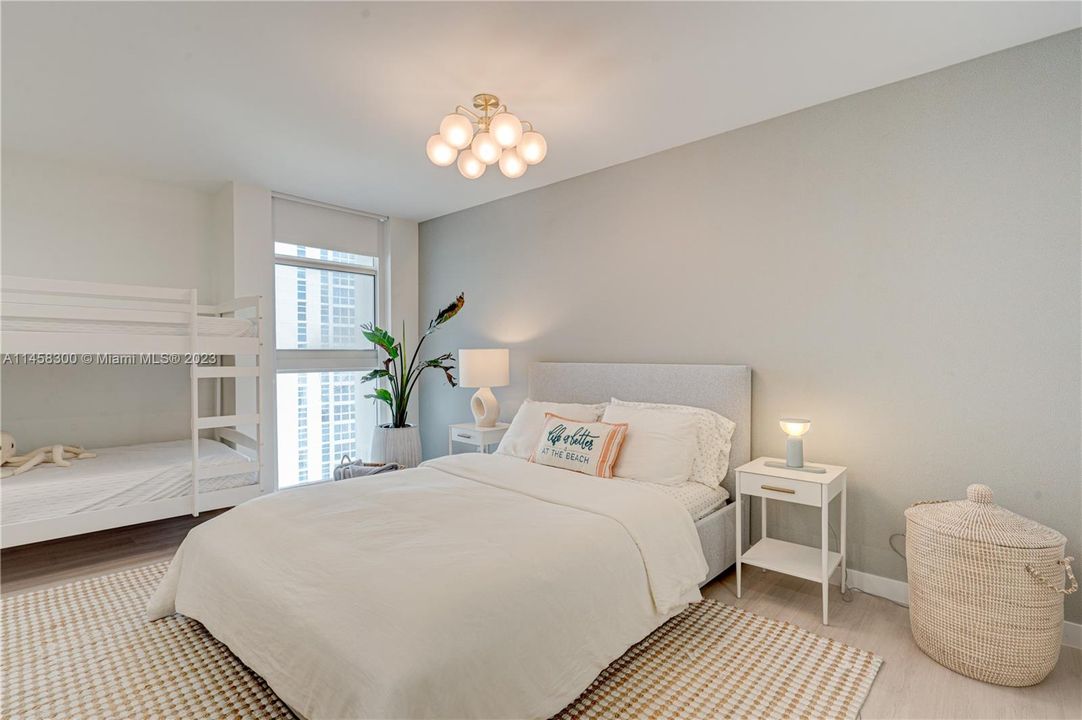 Recently Rented: $8,500 (2 beds, 2 baths, 1570 Square Feet)