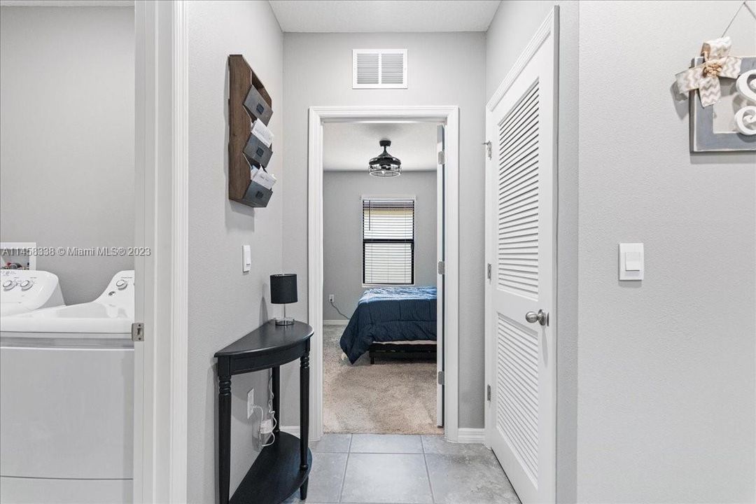 Recently Sold: $369,900 (4 beds, 2 baths, 1846 Square Feet)