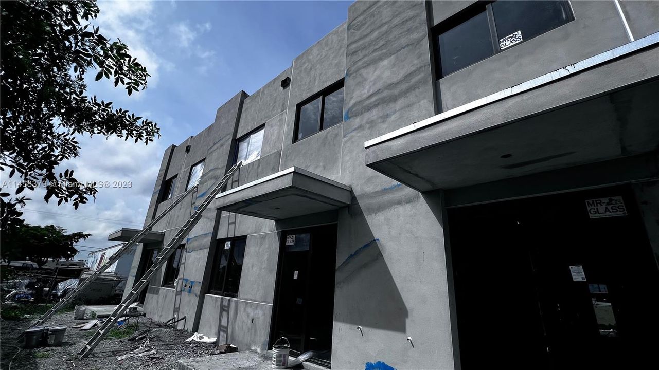 Недавно продано: $675,000 (3 спален, 2 ванн, 1867 Квадратных фут)