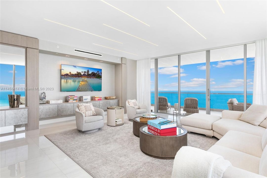 Recently Sold: $8,500,000 (4 beds, 5 baths, 3625 Square Feet)