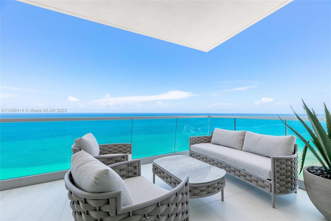 Recently Sold: $8,500,000 (4 beds, 5 baths, 3625 Square Feet)