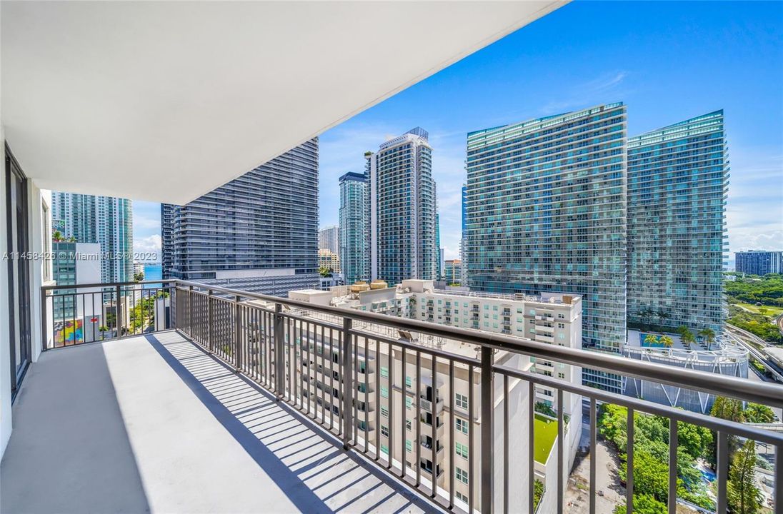 Recently Sold: $545,000 (1 beds, 1 baths, 821 Square Feet)
