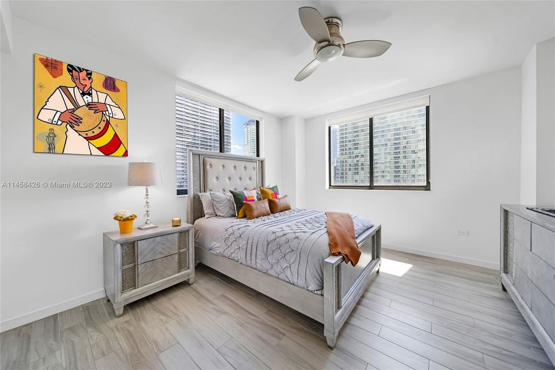 Recently Sold: $545,000 (1 beds, 1 baths, 821 Square Feet)