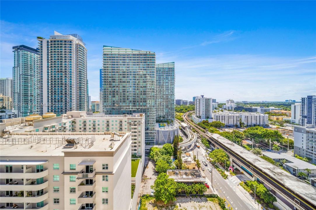 Recently Sold: $545,000 (1 beds, 1 baths, 821 Square Feet)