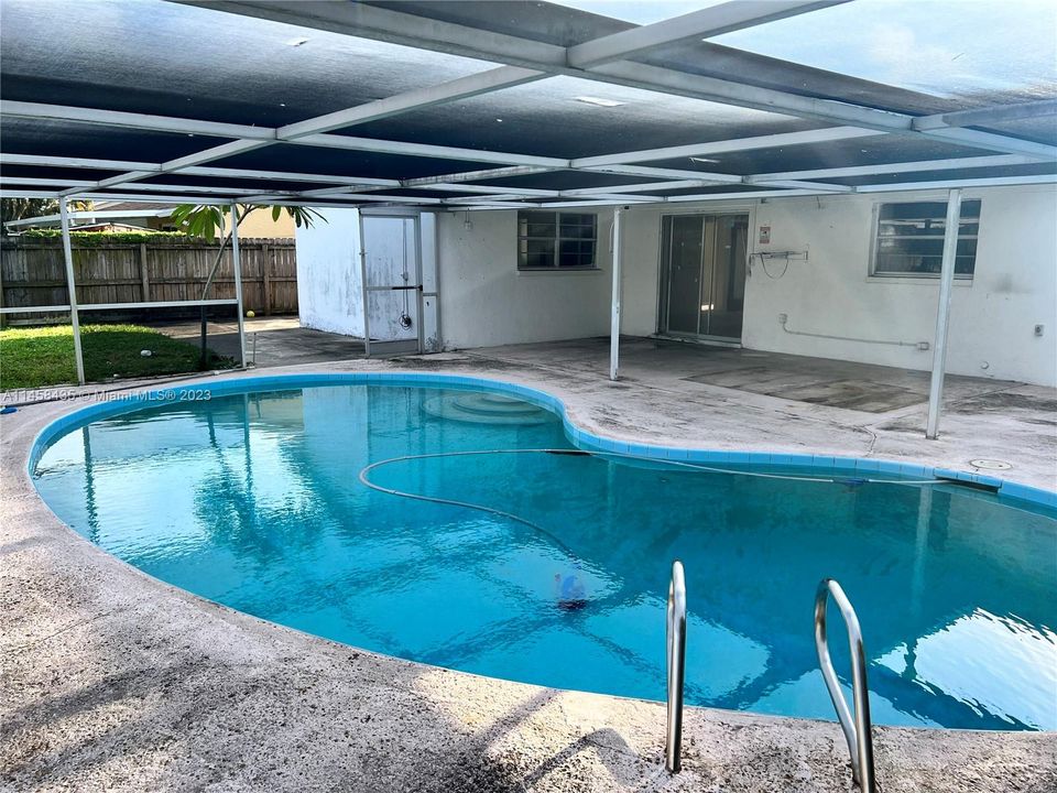 Recently Sold: $290,000 (3 beds, 2 baths, 0 Square Feet)