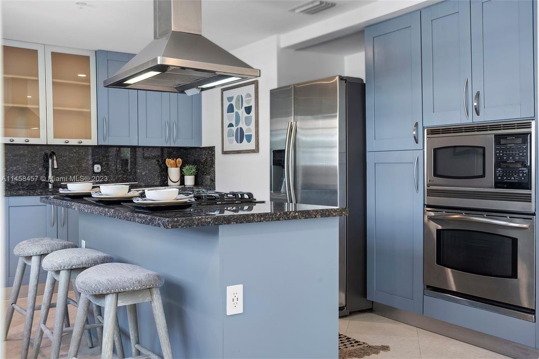 Vendido Recientemente: $2,345,000 (3 camas, 2 baños, 1869 Pies cuadrados)