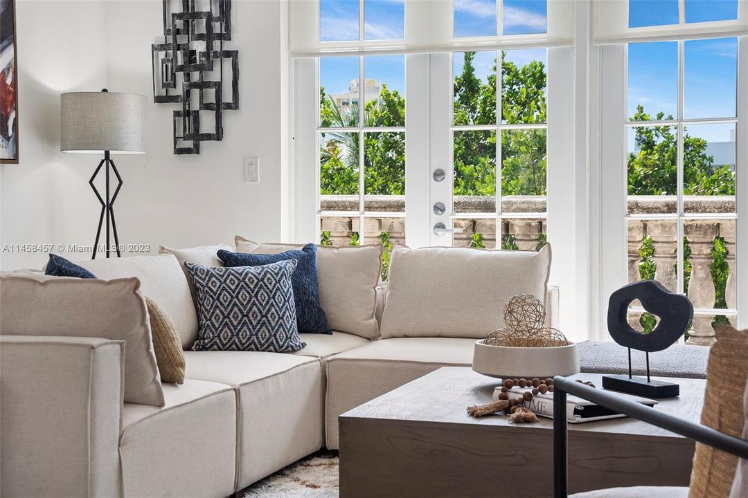 Vendido Recientemente: $2,345,000 (3 camas, 2 baños, 1869 Pies cuadrados)