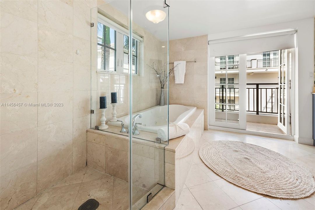 Vendido Recientemente: $2,345,000 (3 camas, 2 baños, 1869 Pies cuadrados)