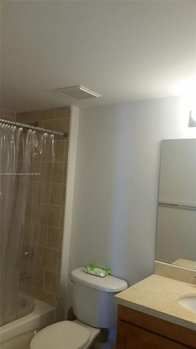 最近售出: $389,900 (1 贝兹, 1 浴室, 638 平方英尺)