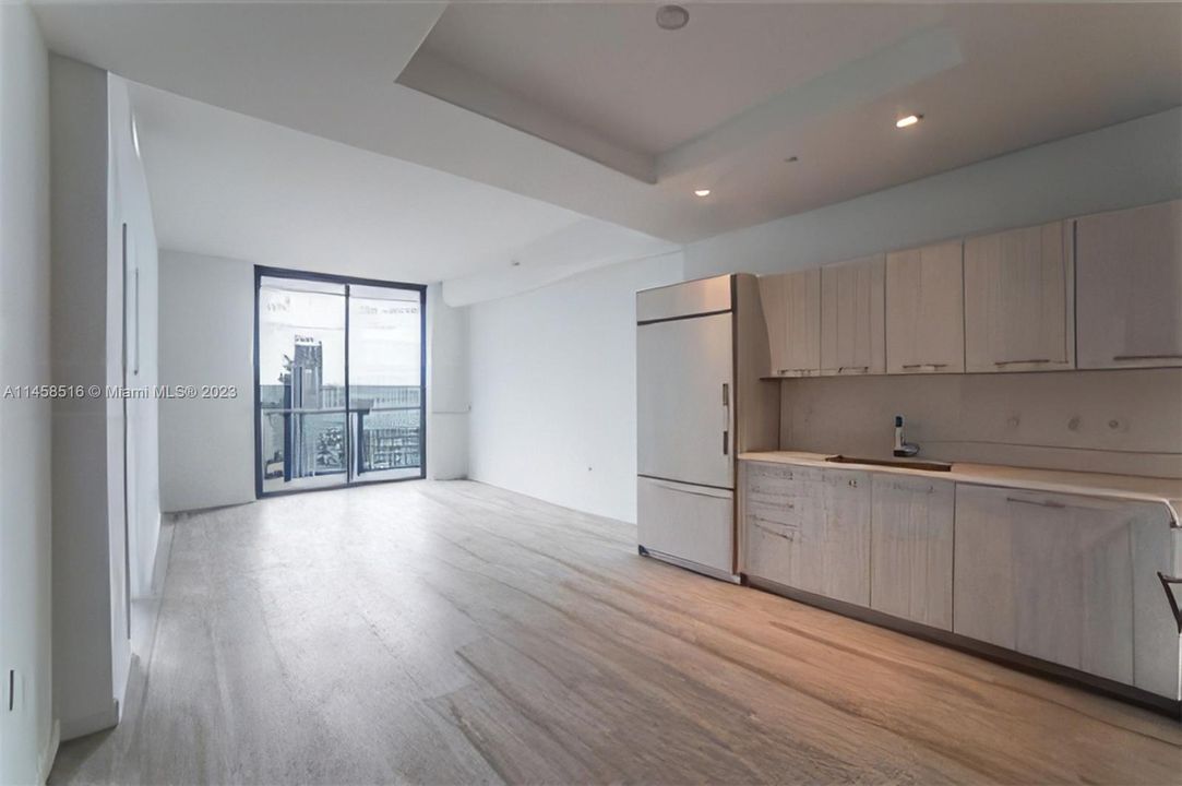 Recently Sold: $669,000 (1 beds, 2 baths, 853 Square Feet)