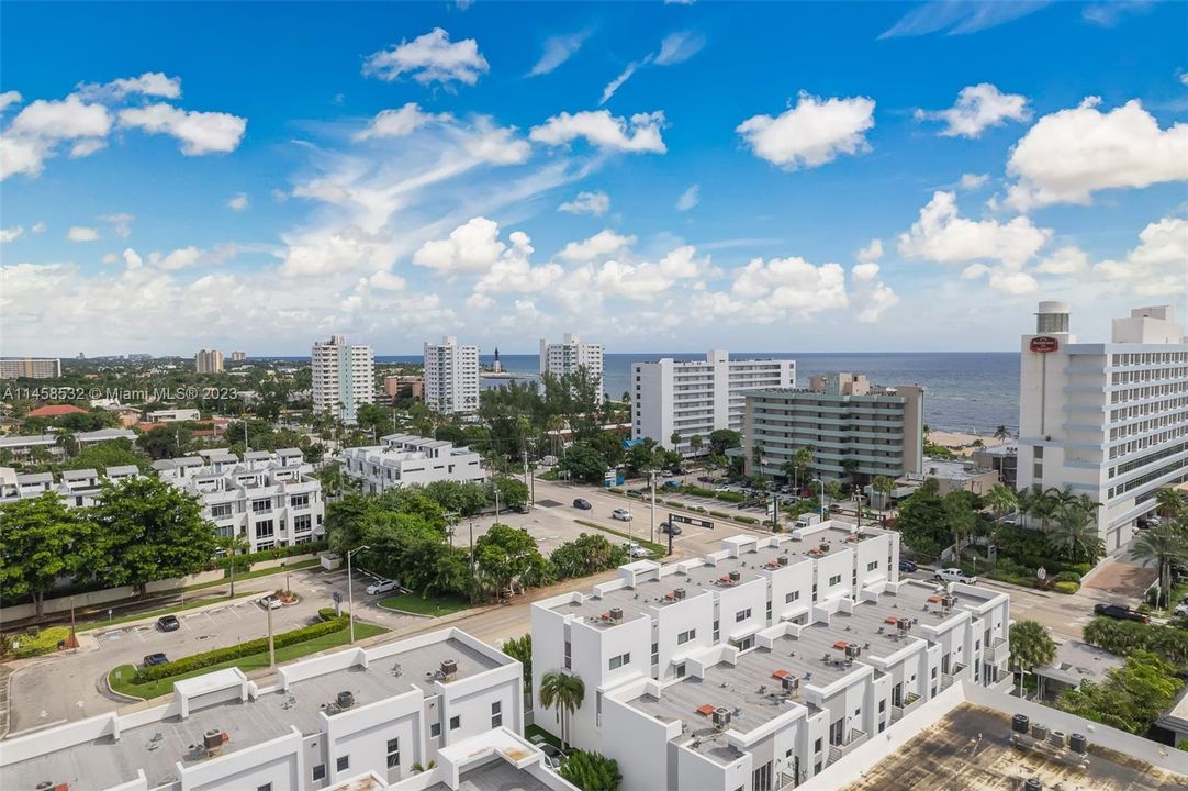 Recently Rented: $6,500 (4 beds, 3 baths, 2092 Square Feet)