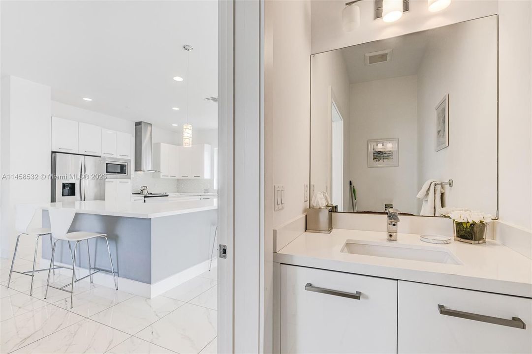 Recently Rented: $6,500 (4 beds, 3 baths, 2092 Square Feet)