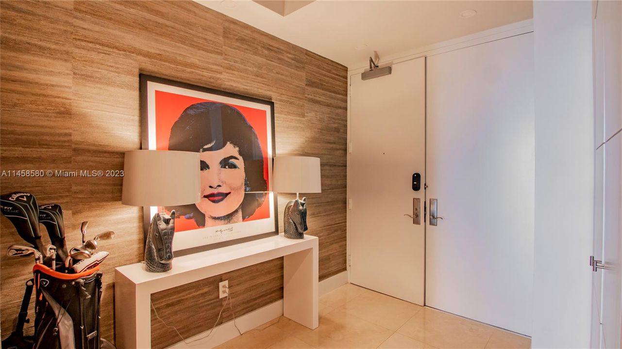 Recently Rented: $45,000 (3 beds, 3 baths, 2122 Square Feet)