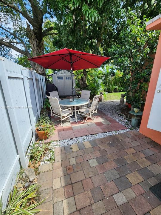 Vendido Recientemente: $720,000 (2 camas, 1 baños, 1449 Pies cuadrados)