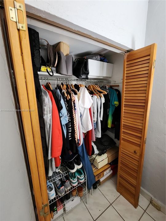 Vendido Recientemente: $720,000 (2 camas, 1 baños, 1449 Pies cuadrados)