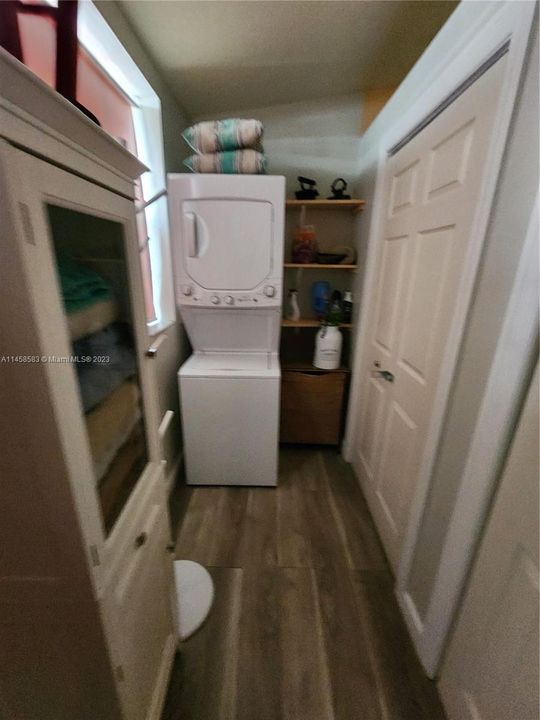 Vendido Recientemente: $720,000 (2 camas, 1 baños, 1449 Pies cuadrados)