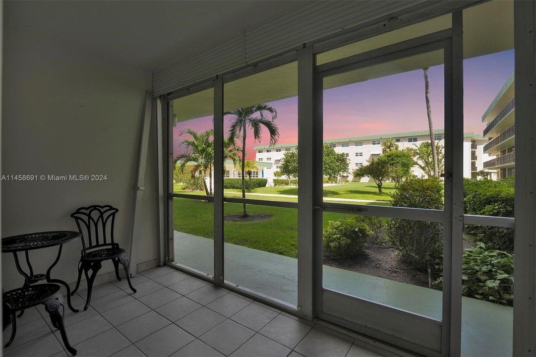 最近售出: $142,000 (1 贝兹, 1 浴室, 800 平方英尺)