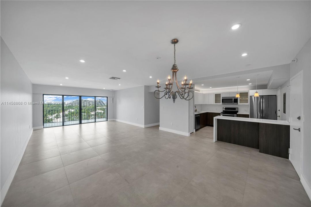 Недавно продано: $1,075,000 (3 спален, 2 ванн, 1700 Квадратных фут)