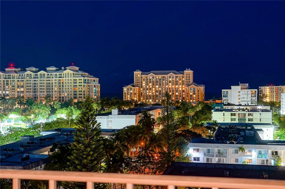 Недавно продано: $1,075,000 (3 спален, 2 ванн, 1700 Квадратных фут)