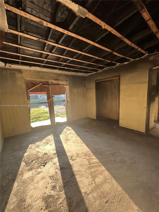 最近售出: $589,000 (4 贝兹, 4 浴室, 1281 平方英尺)