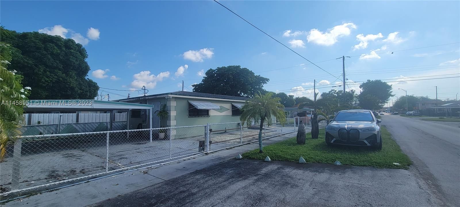 Recently Sold: $415,000 (2 beds, 2 baths, 1000 Square Feet)