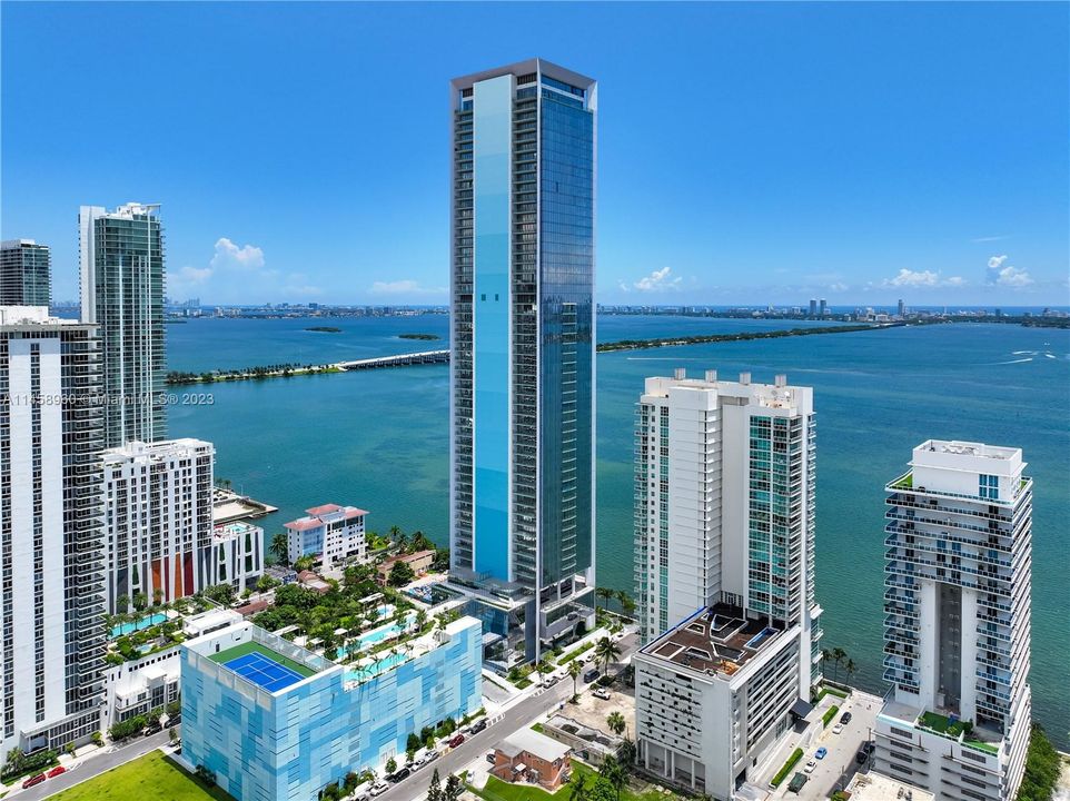 Vendido Recientemente: $1,350,000 (2 camas, 2 baños, 0 Pies cuadrados)