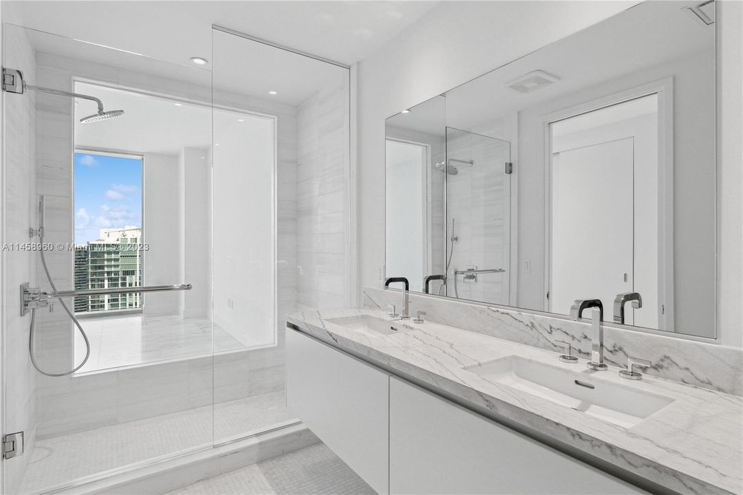 Vendido Recientemente: $1,350,000 (2 camas, 2 baños, 0 Pies cuadrados)