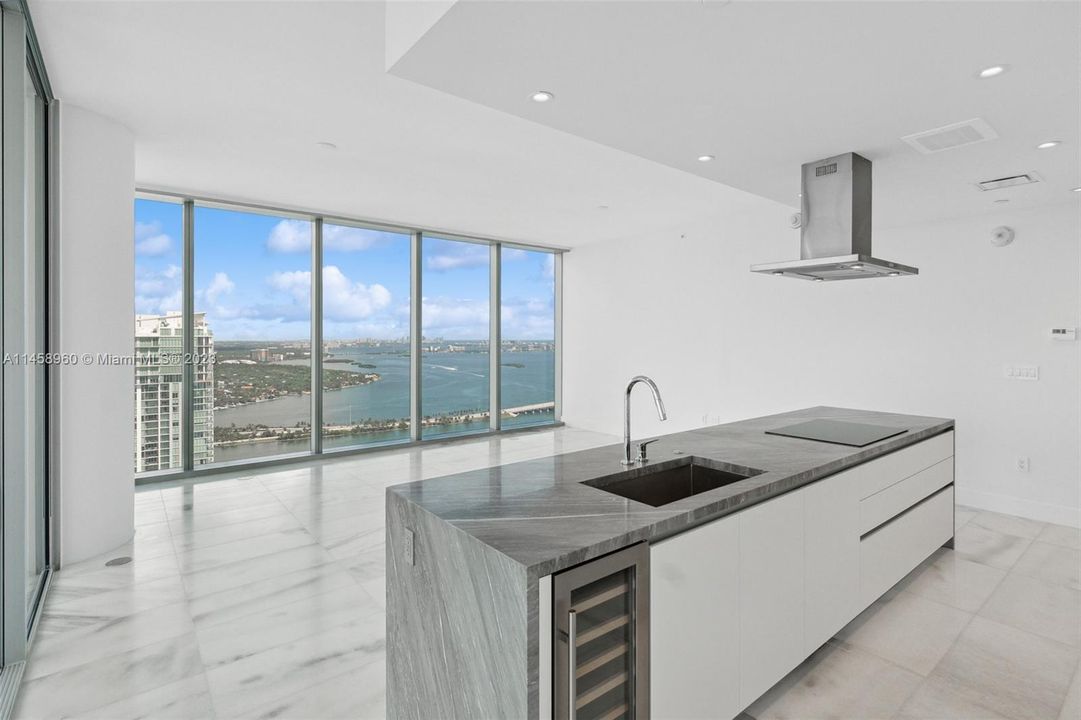 Vendido Recientemente: $1,350,000 (2 camas, 2 baños, 0 Pies cuadrados)