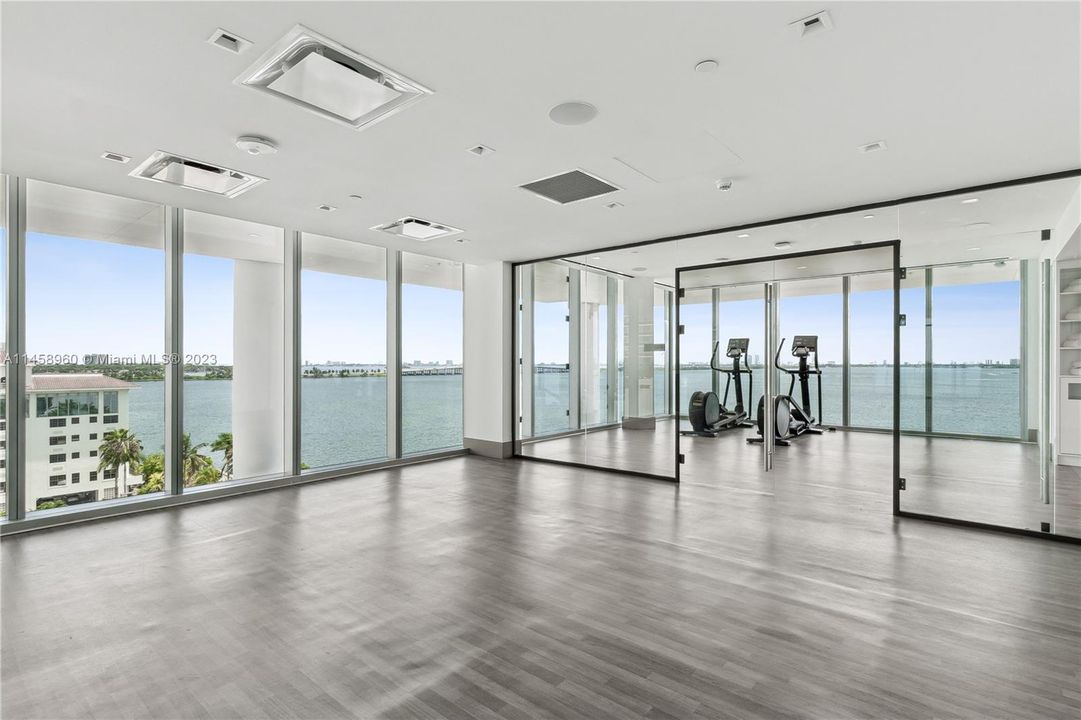 Vendido Recientemente: $1,350,000 (2 camas, 2 baños, 0 Pies cuadrados)