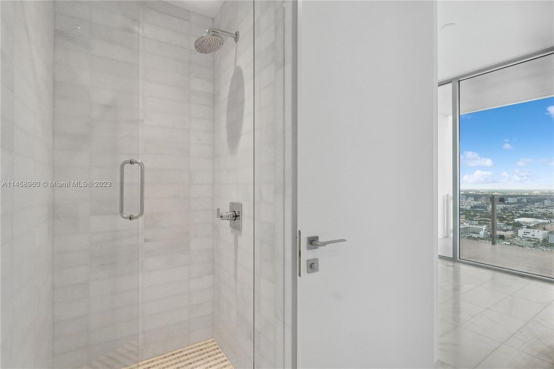 Vendido Recientemente: $1,350,000 (2 camas, 2 baños, 0 Pies cuadrados)