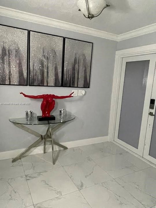 Recently Sold: $799,999 (4 beds, 2 baths, 1568 Square Feet)