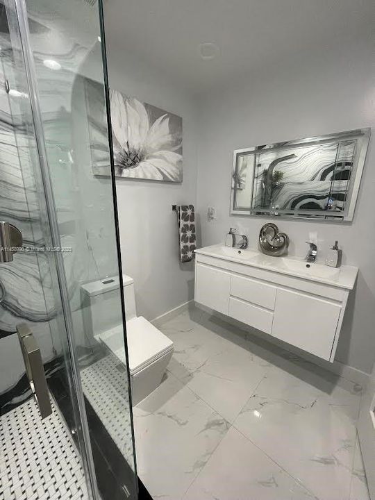 Recently Sold: $799,999 (4 beds, 2 baths, 1568 Square Feet)