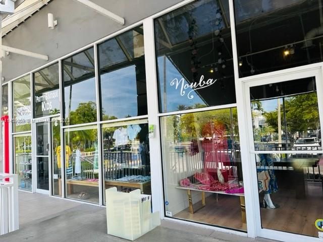 最近售出: $1,198,700 (0 贝兹, 0 浴室, 0 平方英尺)