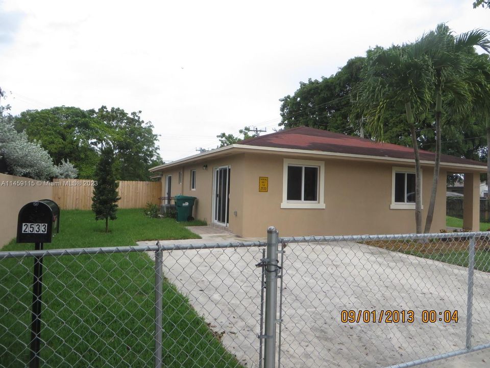 Vendido Recientemente: $365,000 (3 camas, 2 baños, 1394 Pies cuadrados)