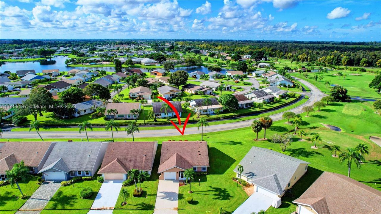 Recently Sold: $385,000 (2 beds, 2 baths, 1512 Square Feet)