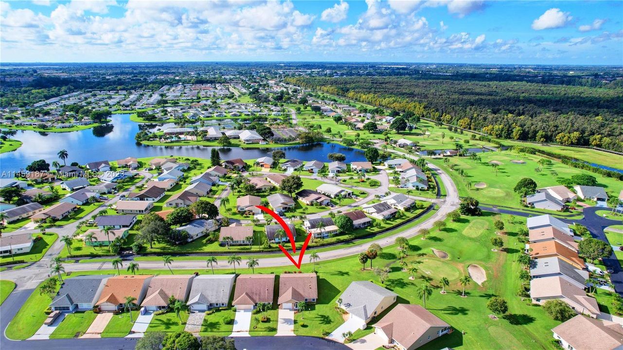 Recently Sold: $385,000 (2 beds, 2 baths, 1512 Square Feet)