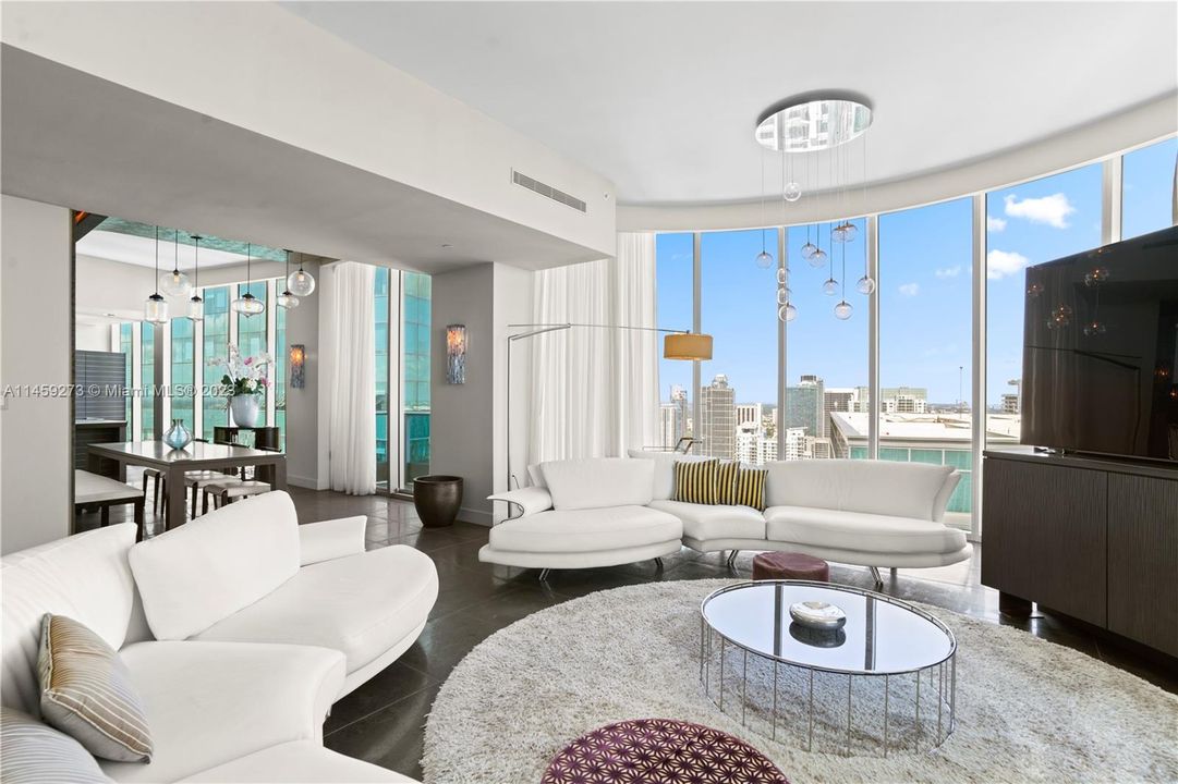 Recently Sold: $2,199,999 (3 beds, 3 baths, 2457 Square Feet)