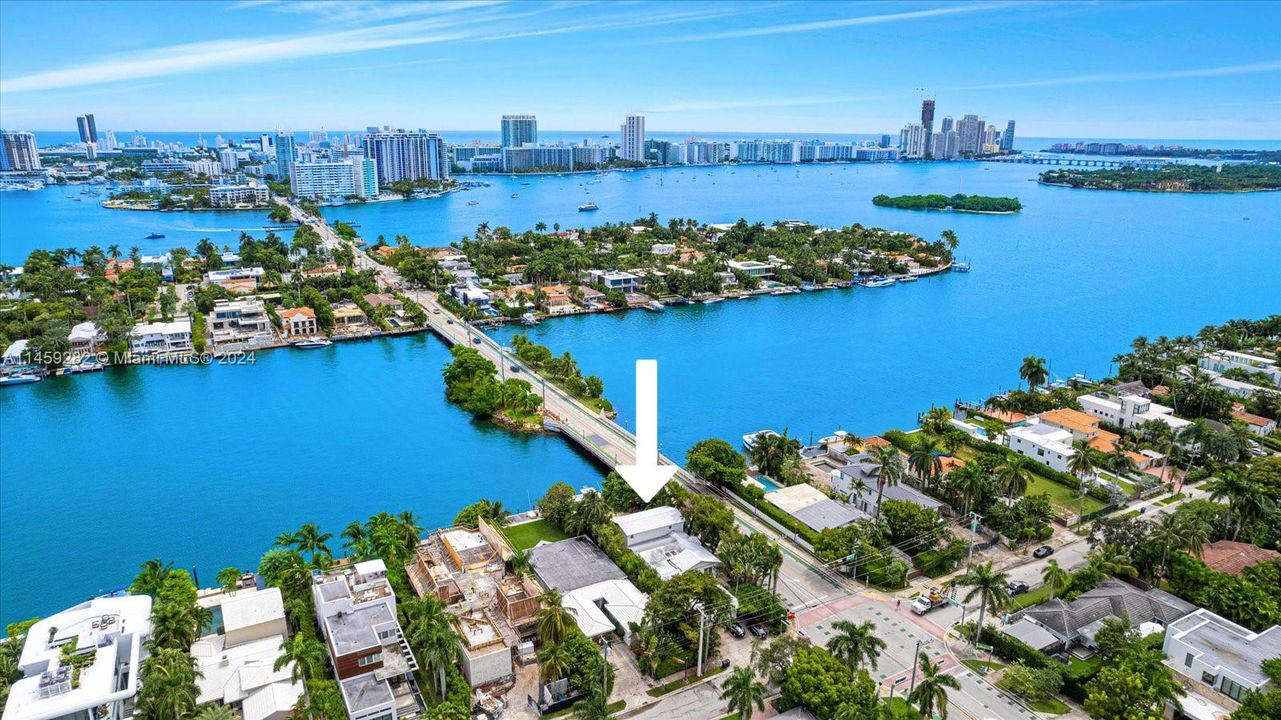 En Venta: $7,900,000 (4 camas, 4 baños, 3008 Pies cuadrados)