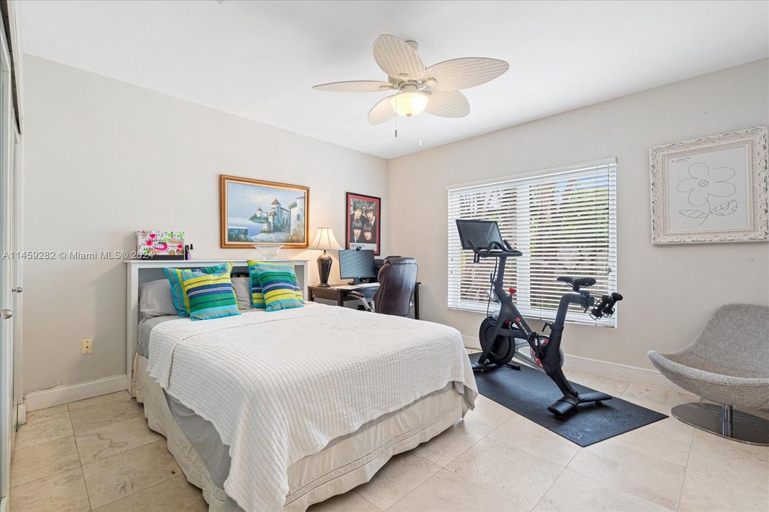 En Venta: $7,900,000 (4 camas, 4 baños, 3008 Pies cuadrados)