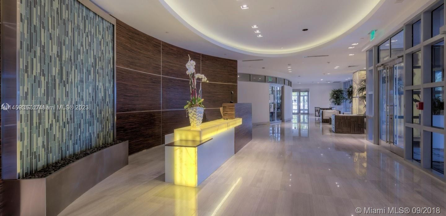 Recently Rented: $4,500 (2 beds, 2 baths, 1127 Square Feet)