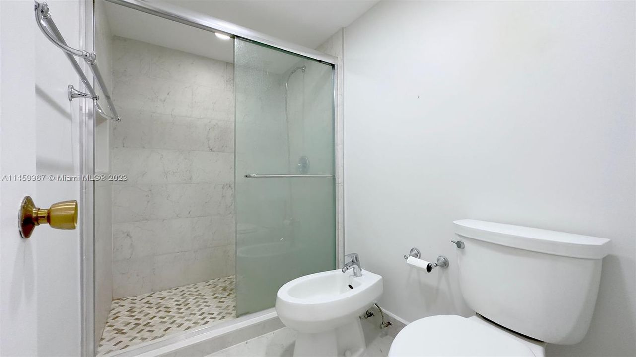 最近售出: $749,000 (3 贝兹, 3 浴室, 2019 平方英尺)