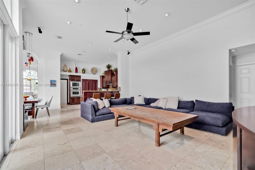 Recently Sold: $1,220,000 (5 beds, 3 baths, 3369 Square Feet)